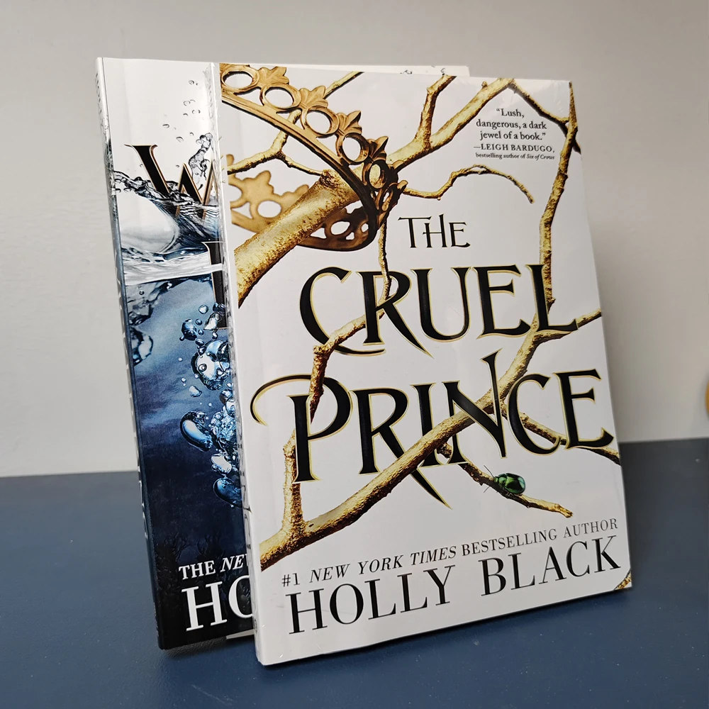 1 English book The Folk Of The Air Volume 1-3 the cruel prince the wicked king queen of nothing
1 English book The Folk Of The Air Volume 1-3 the cruel prince the wicked king queen of nothing