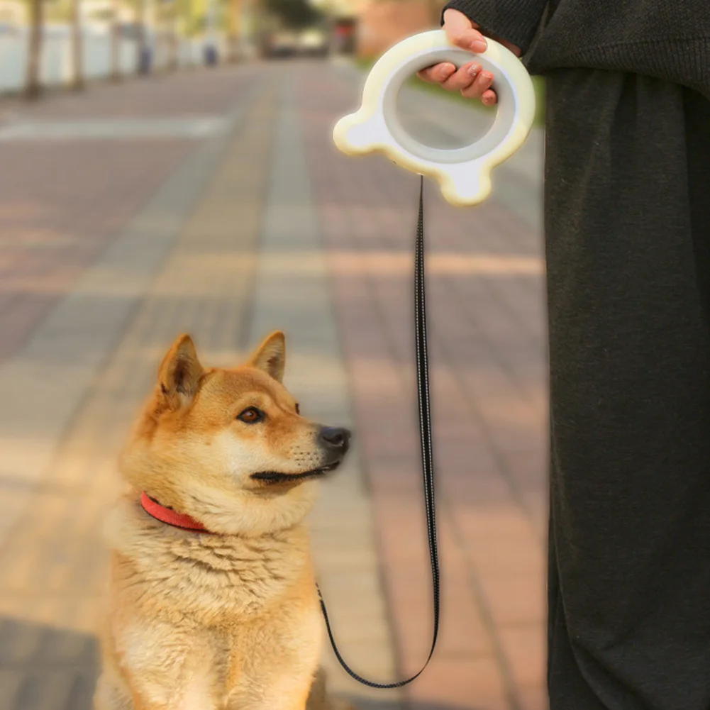 Retractable Dog Leash With LED Flashlight For Up To 66 Lbs Pets One-Button Braking System Anti-Slip Handle for Small Medium Dogs
Retractable Dog Leash With LED Flashlight For Up To 66 Lbs Pets One-Button Braking System Anti-Slip Handle for Small Medium Dogs