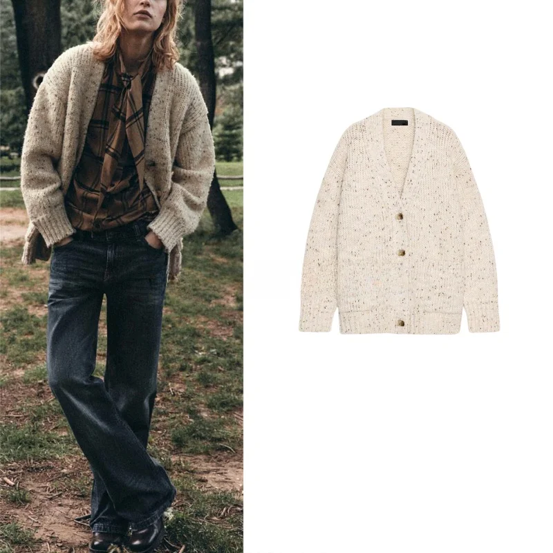 Loose Long Sleeve V-Neck Knitted Jacket Women's New Autumn Polyester Fiber round Button Cardigan Small Polka Dot Design
Loose Long Sleeve V-Neck Knitted Jacket Women's New Autumn Polyester Fiber round Button Cardigan Small Polka Dot Design