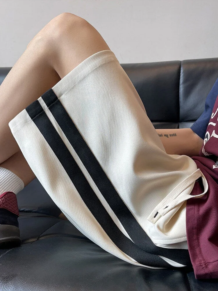 Мужские летние тонкие спортивные шорты из ледяного шелка, свободные прямые баскетбольные брюки с охлаждающим эффектом, тонкая модель, прочные, не требуют глажки
Мужские летние тонкие спортивные шорты из ледяного шелка, свободные прямые баскетбольные брюки с охлаждающим эффектом, тонкая модель, прочные, не требуют глажки