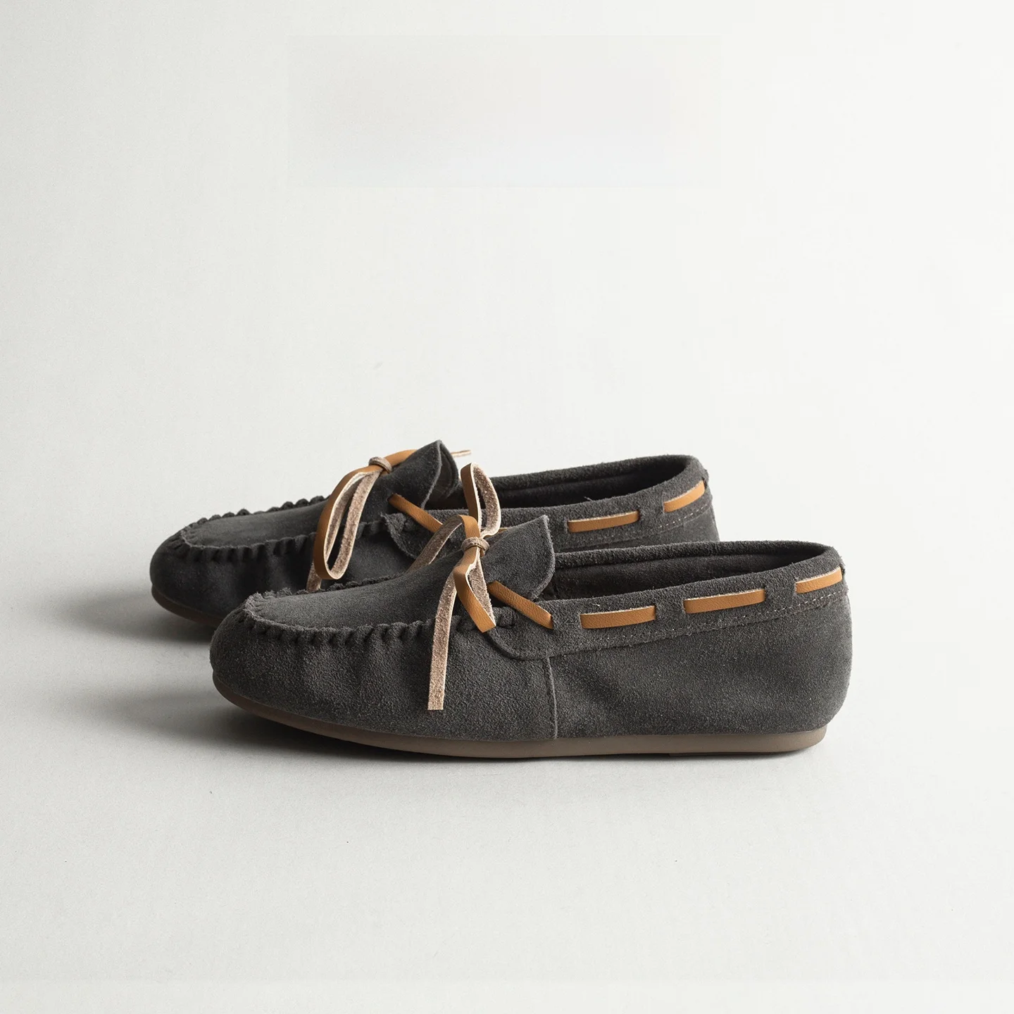 Genuine Leather Retro British Style Flat Bottom Flats Women's Versatile round Toe Casual Slip-On Small Leather Shoes Commute ...
Genuine Leather Retro British Style Flat Bottom Flats Women's Versatile round Toe Casual Slip-On Small Leather Shoes Commute ...