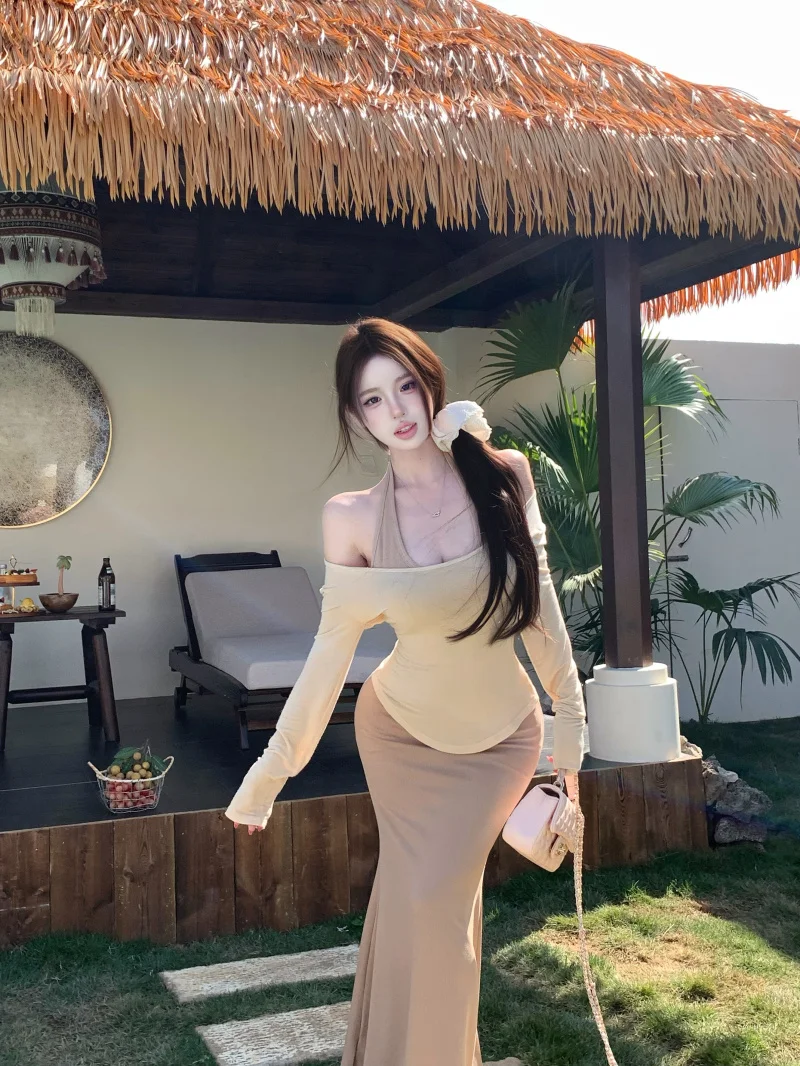 Slim Fit Long Sleeve T-Shirt Women Summer Inner Wear U-Neck Dress Two Piece Set High Waist Wrap around Design Thin Cotton Blend
Slim Fit Long Sleeve T-Shirt Women Summer Inner Wear U-Neck Dress Two Piece Set High Waist Wrap around Design Thin Cotton Blend