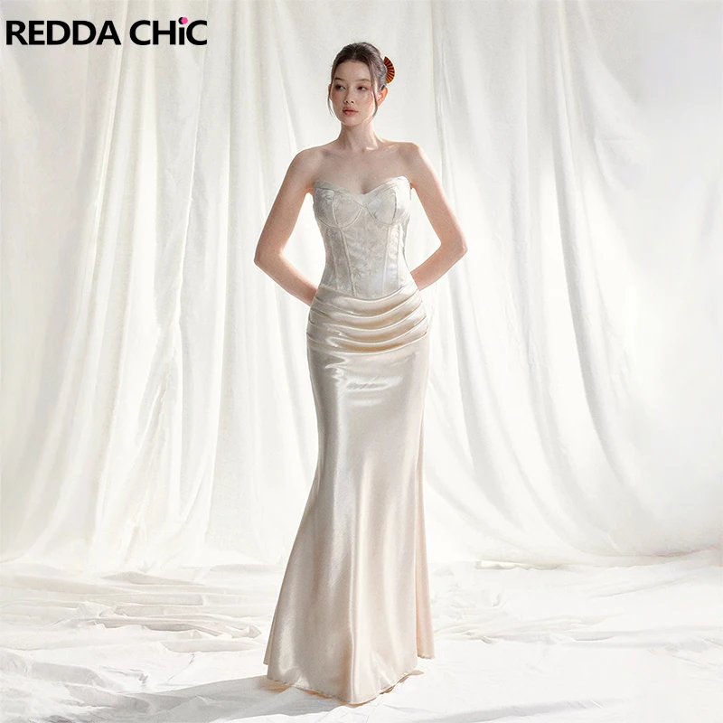 REDDACHiC Satin Mermaid Women Party Dress Medieval Vintage Jacquard Sweetheart Bandeau Maxi Bodycon Party Gown Hotties Costume
REDDACHiC Satin Mermaid Women Party Dress Medieval Vintage Jacquard Sweetheart Bandeau Maxi Bodycon Party Gown Hotties Costume