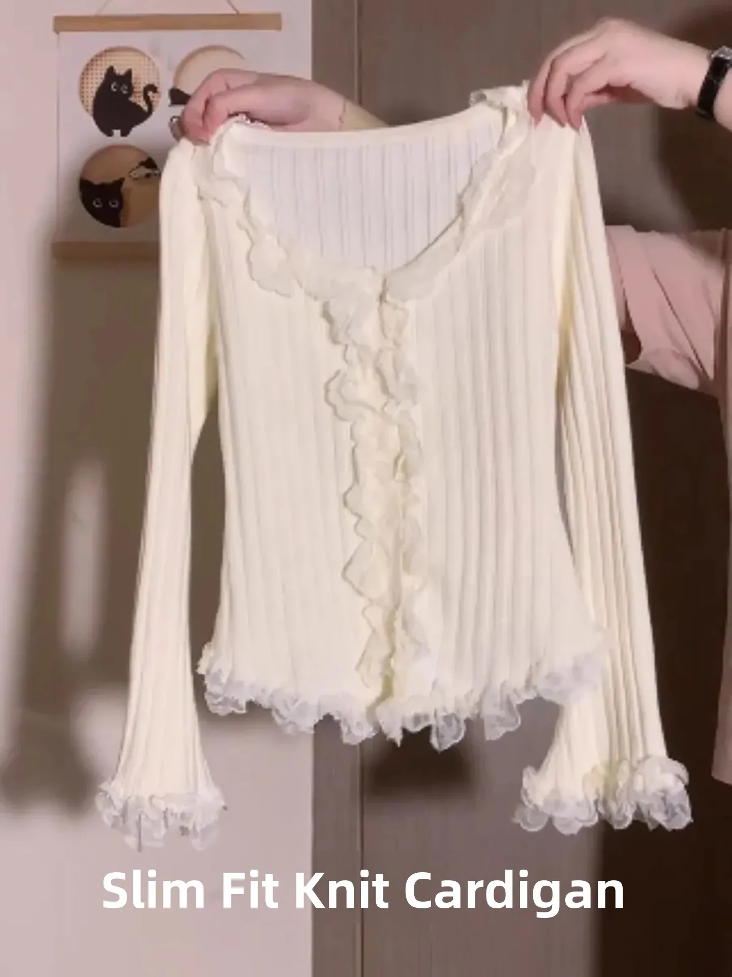 Sweet Knitted Top Women's Slim Fit Lace Trim Patchwork High Fashion Elegant Summer New Style Korean Style Long Sleeve V-Neck
Sweet Knitted Top Women's Slim Fit Lace Trim Patchwork High Fashion Elegant Summer New Style Korean Style Long Sleeve V-Neck