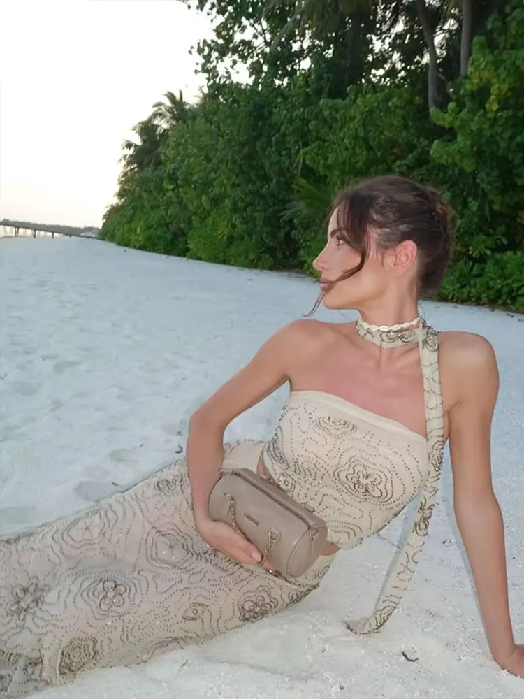 HH Women's Fashion Beaded Decoration Tulle Set Sleeveless Pleated Tube Top+Elastic Waist A-Line Midi Skirt Vintage Suit
HH Women's Fashion Beaded Decoration Tulle Set Sleeveless Pleated Tube Top+Elastic Waist A-Line Midi Skirt Vintage Suit