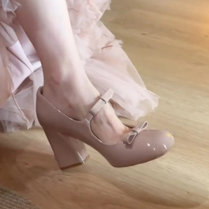 New Comfortable Bride Shoes Single High Heel Commute Women's Footwear Slip-On Mary Janes Flat Knot Design Korean Style Round Toe
New Comfortable Bride Shoes Single High Heel Commute Women's Footwear Slip-On Mary Janes Flat Knot Design Korean Style Round Toe