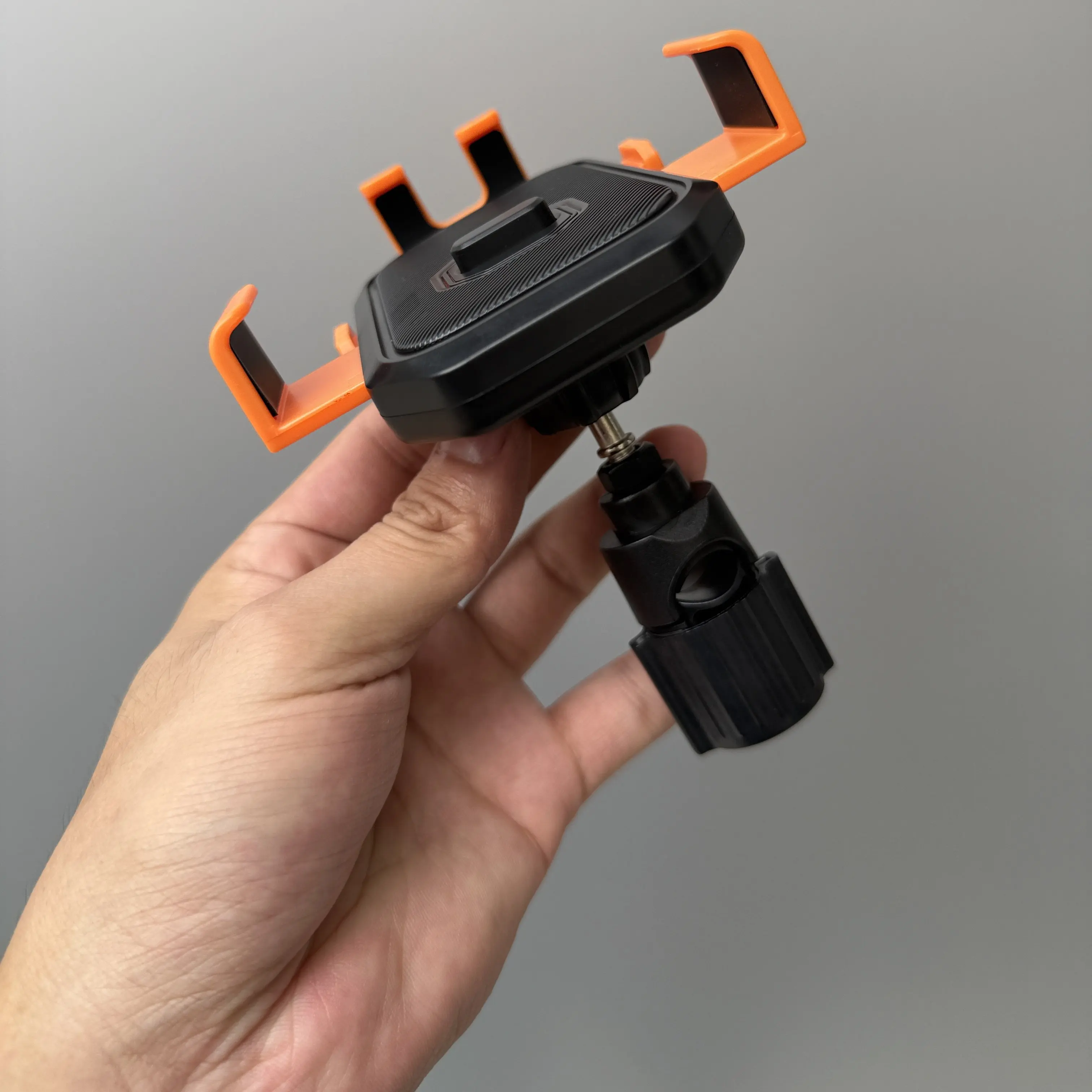 360° Rotatable Anti-Slip Anti-Drop Phone Mount for E-Bike Motorcycle Scooter Rearview Mirror GPS Navigation Holder
360° Rotatable Anti-Slip Anti-Drop Phone Mount for E-Bike Motorcycle Scooter Rearview Mirror GPS Navigation Holder