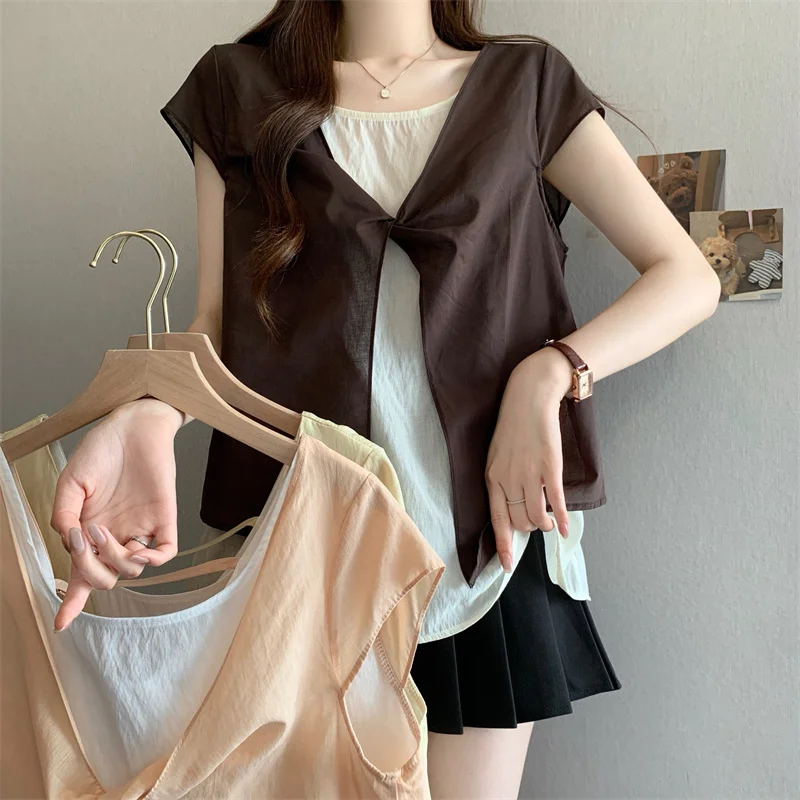 Chic Short Sleeve Shirt Women's plus Size Summer New Style Big Code Micro Fat MM Anti-Aging Small Shirt Fake Two-Piece Top
Chic Short Sleeve Shirt Women's plus Size Summer New Style Big Code Micro Fat MM Anti-Aging Small Shirt Fake Two-Piece Top
