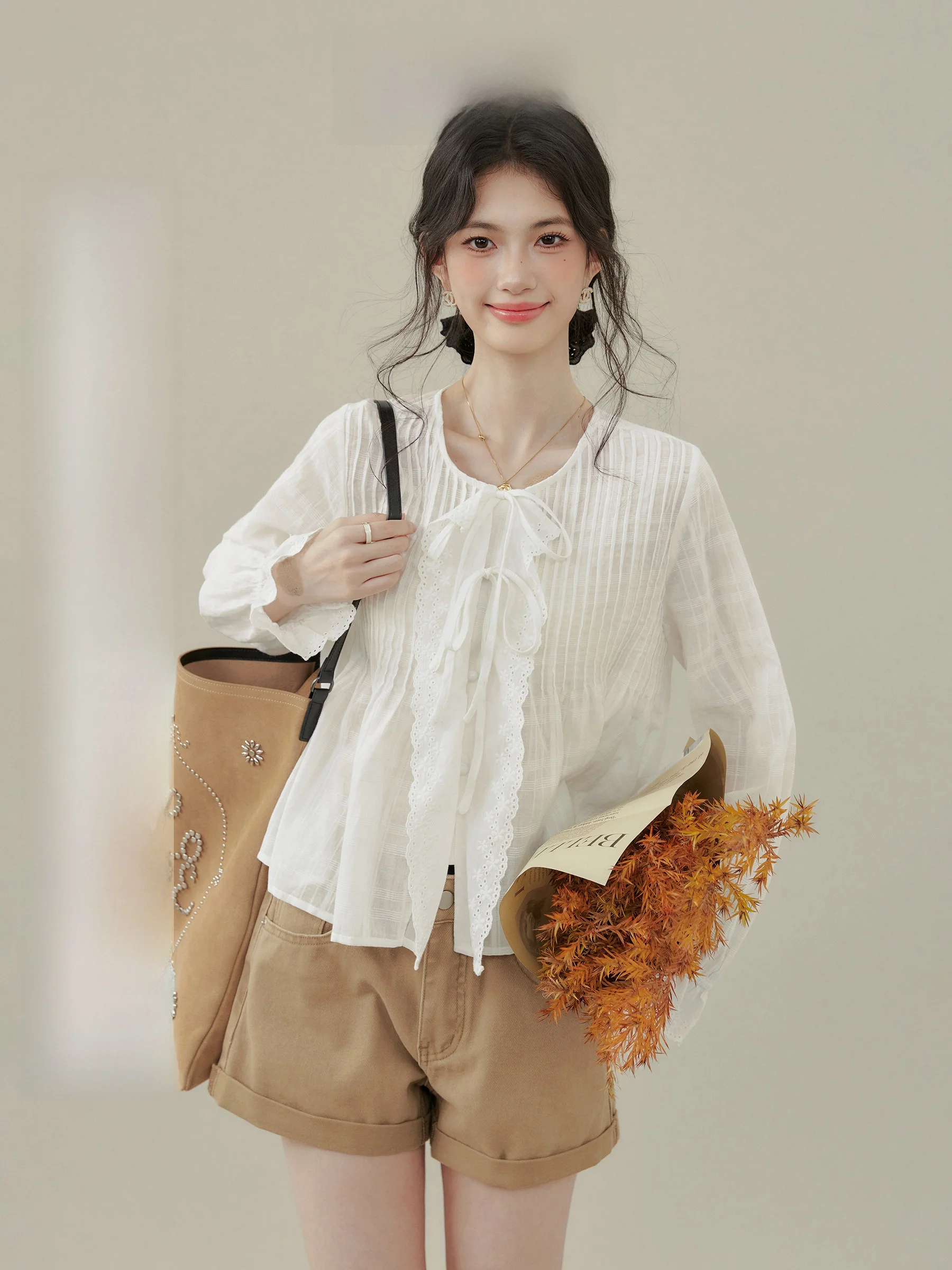 Белая круглая кружевная отделка Long Sve irt Women Early Autumn Design Sense 《 》 Casual Sle Straight Cut
Белая круглая кружевная отделка Long Sve irt Women Early Autumn Design Sense 《 》 Casual Sle Straight Cut