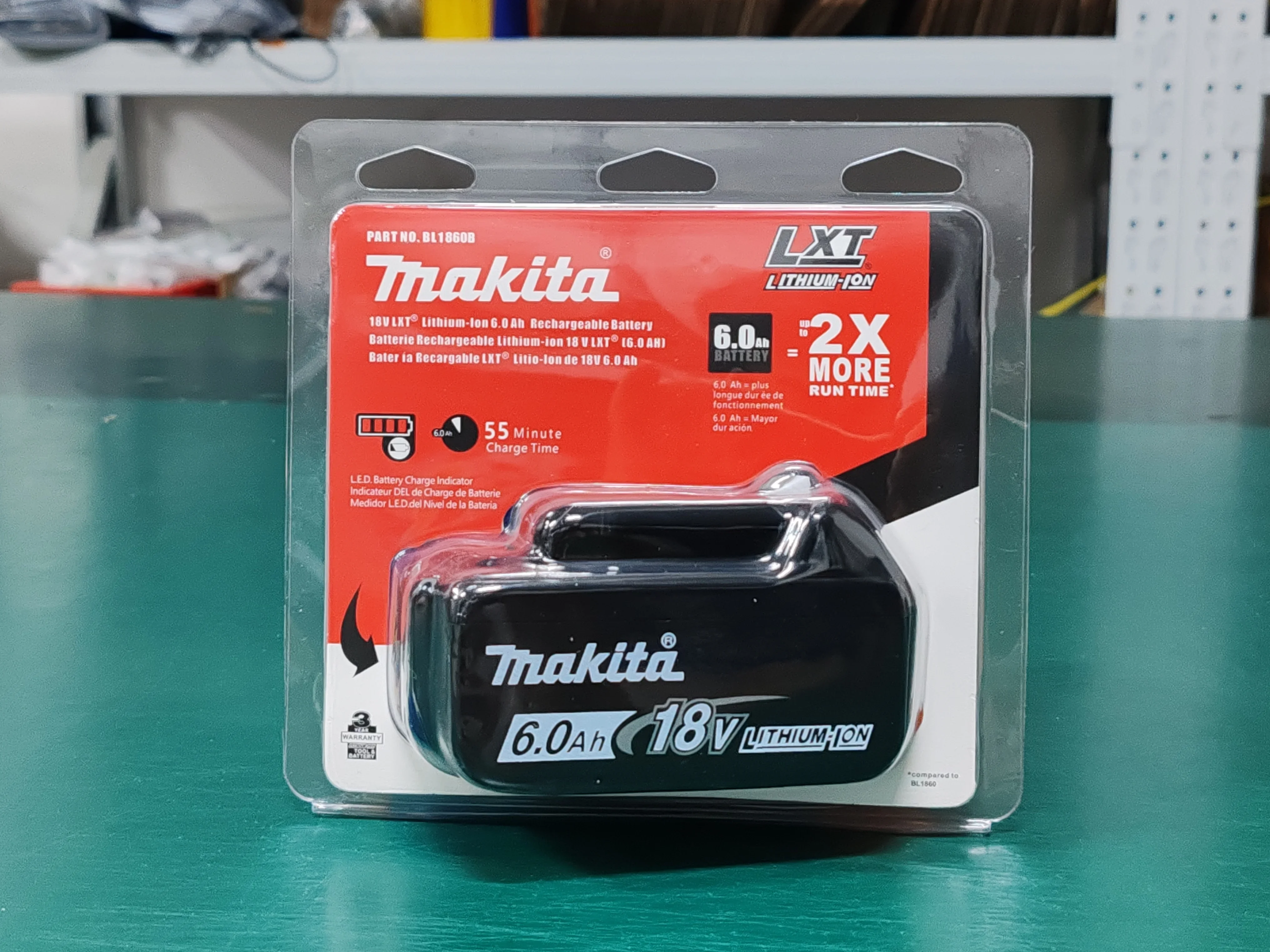 Genuine Makita 18v Battery With Charger Rechargeable Lithium Ion for BL1850 BL1880 BL1860B LXT400 Power Tool Makita 18 v Battery
Genuine Makita 18v Battery With Charger Rechargeable Lithium Ion for BL1850 BL1880 BL1860B LXT400 Power Tool Makita 18 v Battery