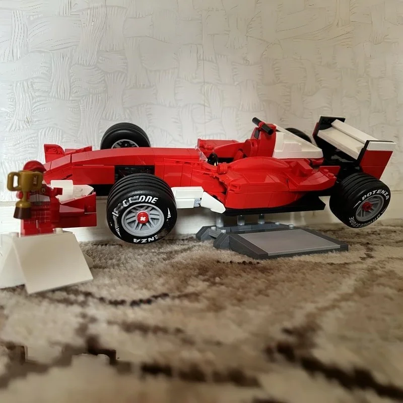 735pcs Moc F2004 V10 Legendary Racing Car Model Building Bricks DIY Vehicle Christmas Birthday Toy for Family Decor Gifts
735pcs Moc F2004 V10 Legendary Racing Car Model Building Bricks DIY Vehicle Christmas Birthday Toy for Family Decor Gifts