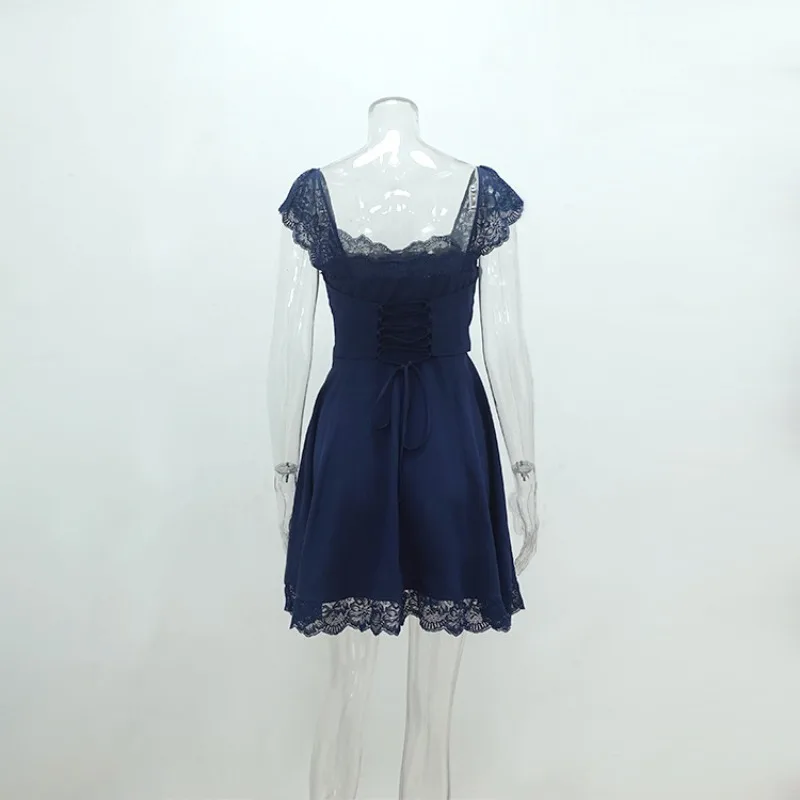 Women's Splicing Design European and American Dresses Foreign Trade Temperament Lace Pleated Short Square Neck Suspender Skirt
Women's Splicing Design European and American Dresses Foreign Trade Temperament Lace Pleated Short Square Neck Suspender Skirt