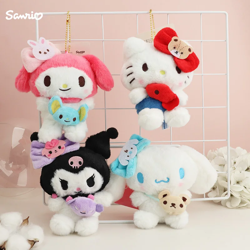 Sanrio My Melody And Kuromi Cinnamoroll чучело плюшевый брелок игрушки для рюкзака Kitty Kawaii мультяшная сумка кулон для девочек
Sanrio My Melody And Kuromi Cinnamoroll чучело плюшевый брелок игрушки для рюкзака Kitty Kawaii мультяшная сумка кулон для девочек