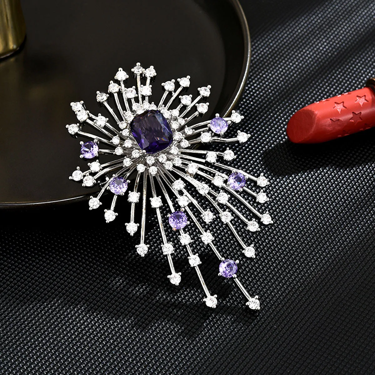European-style Light Luxury Zircon High-grade Austrian Crystal Fireworks Brooch Personality Women's Clothing Accessories Corsage
European-style Light Luxury Zircon High-grade Austrian Crystal Fireworks Brooch Personality Women's Clothing Accessories Corsage