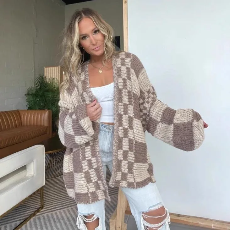 Oversized Plaid Cardigan Women's Knitted Sweater Spring 2026 Fashion Trend Cross-Border European Style Striped Open-Shirt
Oversized Plaid Cardigan Women's Knitted Sweater Spring 2026 Fashion Trend Cross-Border European Style Striped Open-Shirt