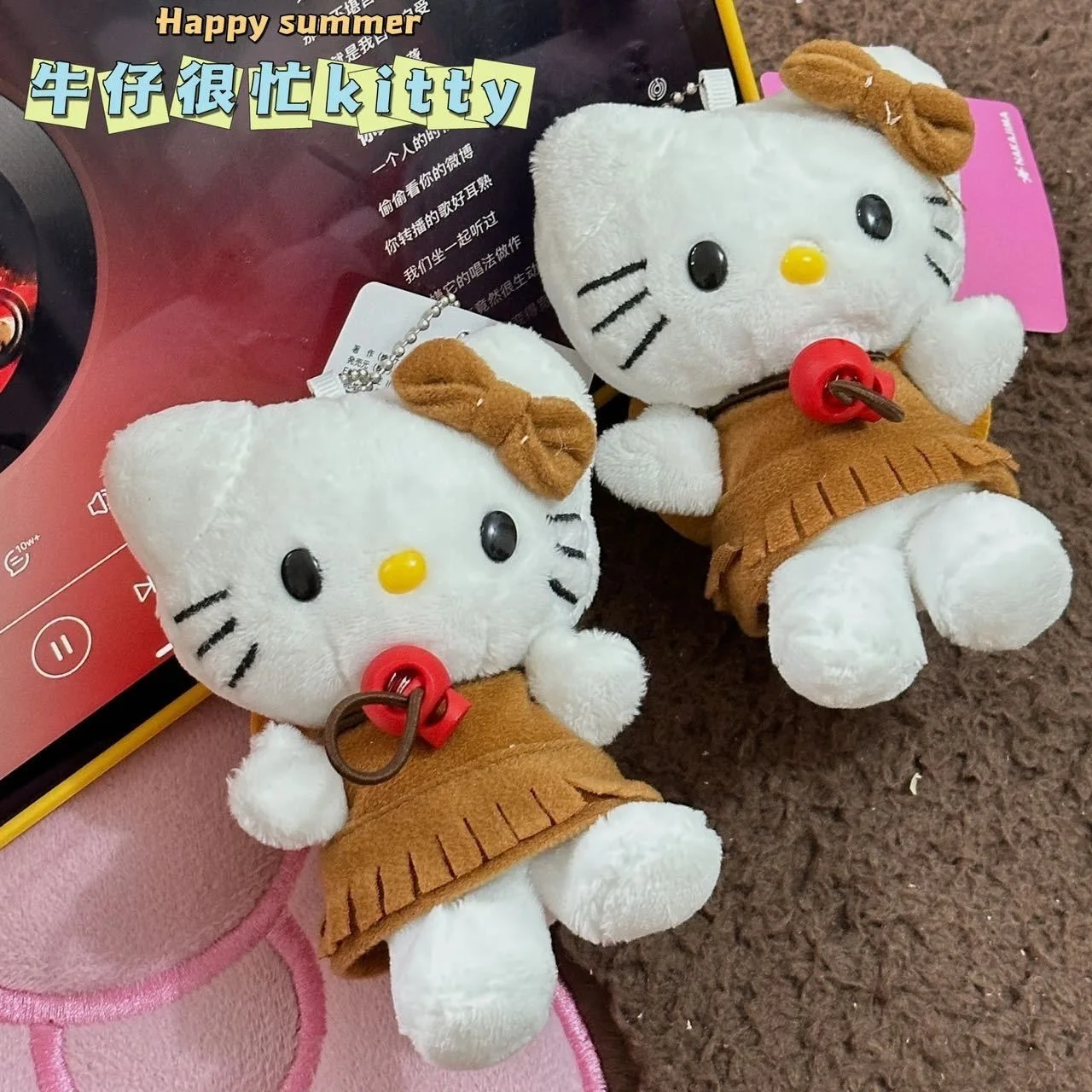 Подвеска «Hello Kitty» в форме сердца для девочек, креативный подарок, японская студенческая плюшевая сумка, брелок, орнамент, аксессуары в стиле аниме
Подвеска «Hello Kitty» в форме сердца для девочек, креативный подарок, японская студенческая плюшевая сумка, брелок, орнамент, аксессуары в стиле аниме