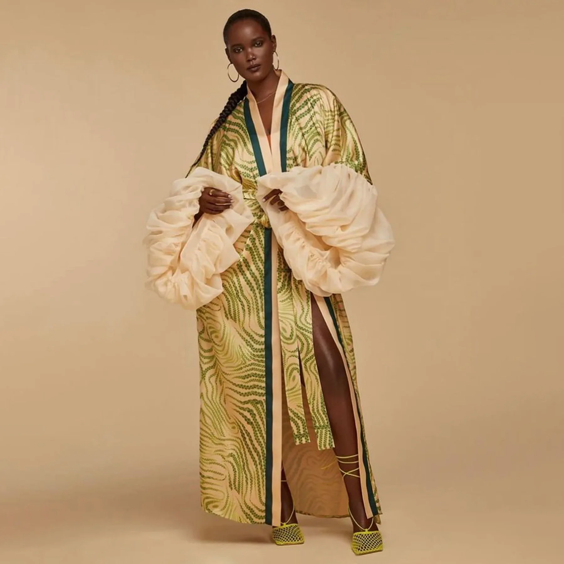 Spring Autumn New Women's Coats Fashion Irregular Lantern Sleeve Loose Cardigans Elegant Pattern Printed Beach Cover-up Outwear
Spring Autumn New Women's Coats Fashion Irregular Lantern Sleeve Loose Cardigans Elegant Pattern Printed Beach Cover-up Outwear