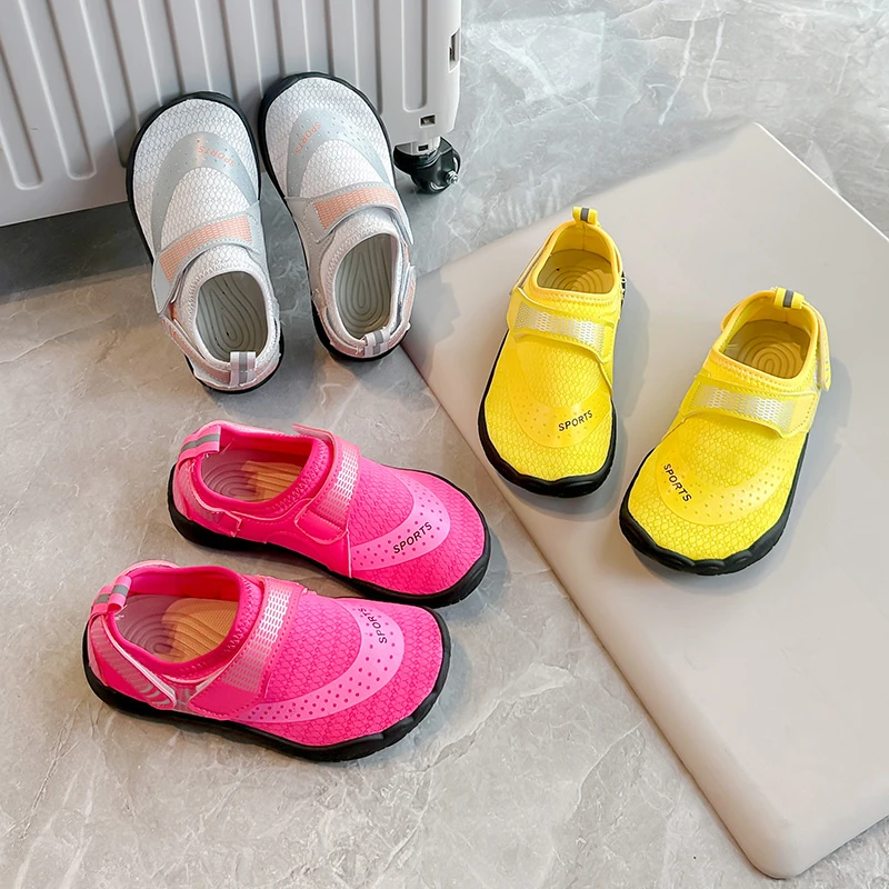 Toddler Kids Boys Girls Summer Breathable Mesh Sneakers Anti-Collision Toe Adjustable Strap Non-Slip for Sports Beach Daily Wear
Toddler Kids Boys Girls Summer Breathable Mesh Sneakers Anti-Collision Toe Adjustable Strap Non-Slip for Sports Beach Daily Wear