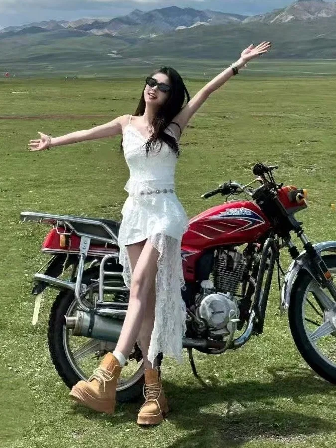 Summer Vacation White Strapless Beach Dress Women's Clothing Lace Cotton Polyester Fiber Irregular Skirt V-neck A-line Dress
Summer Vacation White Strapless Beach Dress Women's Clothing Lace Cotton Polyester Fiber Irregular Skirt V-neck A-line Dress
