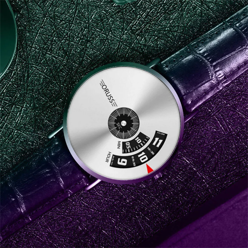 New personality men's watch high-end fashion trend cool durable leisure business simple durable student youth men's watch
New personality men's watch high-end fashion trend cool durable leisure business simple durable student youth men's watch