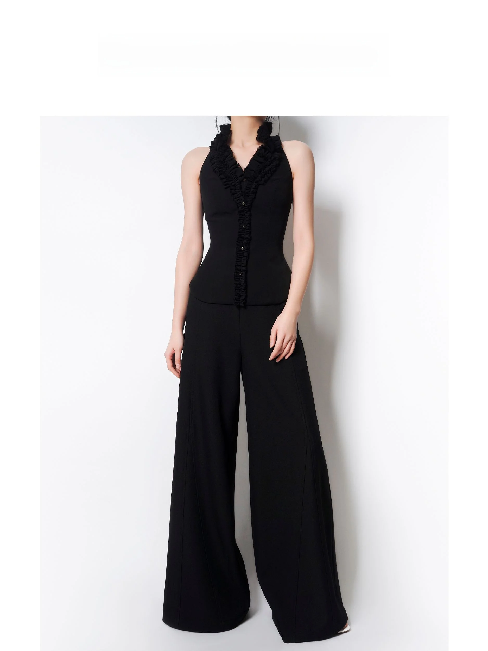 Fashionable Slimming No-Sleeve Neck Hanging Waist-Cinching Velvet Trim Vest Top LE BON TEMPS C801181 Original Design V-Neck R...
Fashionable Slimming No-Sleeve Neck Hanging Waist-Cinching Velvet Trim Vest Top LE BON TEMPS C801181 Original Design V-Neck R...