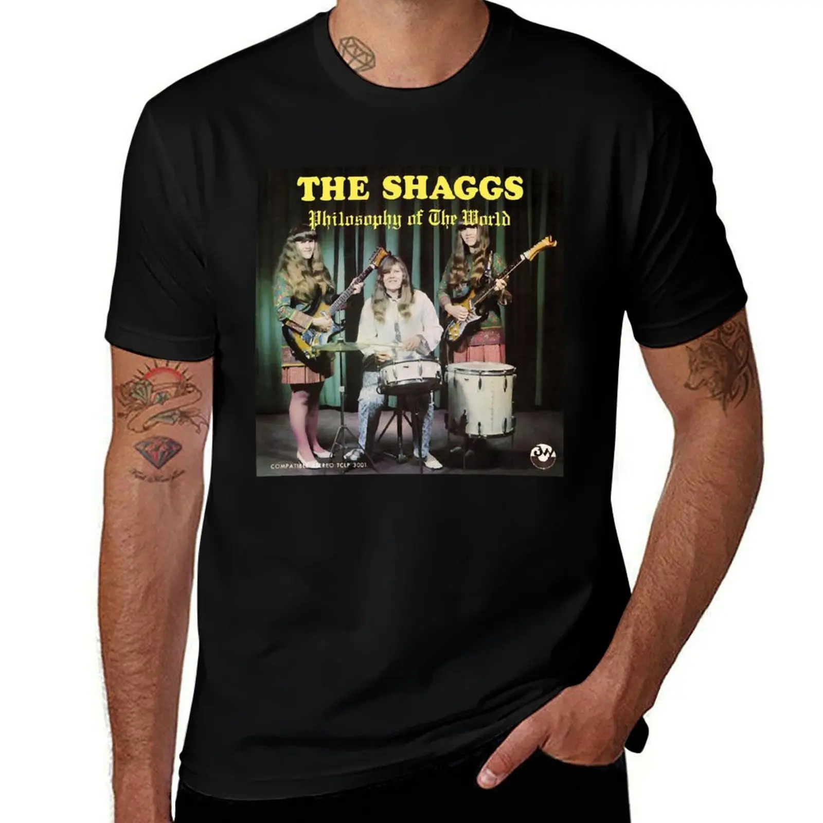 Футболка The Shaggs Band, мужская футболка из 100% хлопка, роскошная брендовая мужская футболка, хлопковые мужские футболки, футболка с рисунком
Футболка The Shaggs Band, мужская футболка из 100% хлопка, роскошная брендовая мужская футболка, хлопковые мужские футболки, футболка с рисунком
