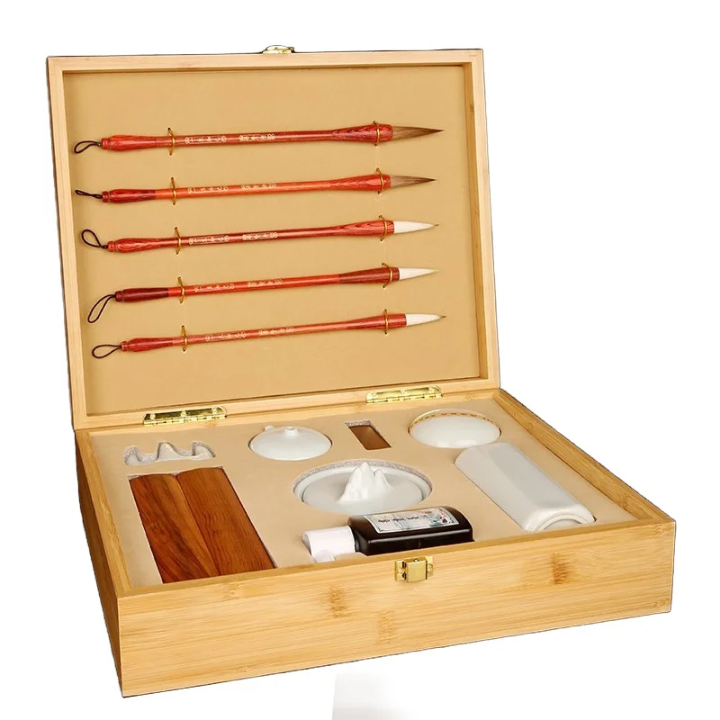 Набор кистей, исследование каллиграфии, четыре сокровища, ручка, чернила, бумага и чернильный камень, полный набор бутиковых подарочных коробок, элитный подарок gif
Набор кистей, исследование каллиграфии, четыре сокровища, ручка, чернила, бумага и чернильный камень, полный набор бутиковых подарочных коробок, элитный подарок gif