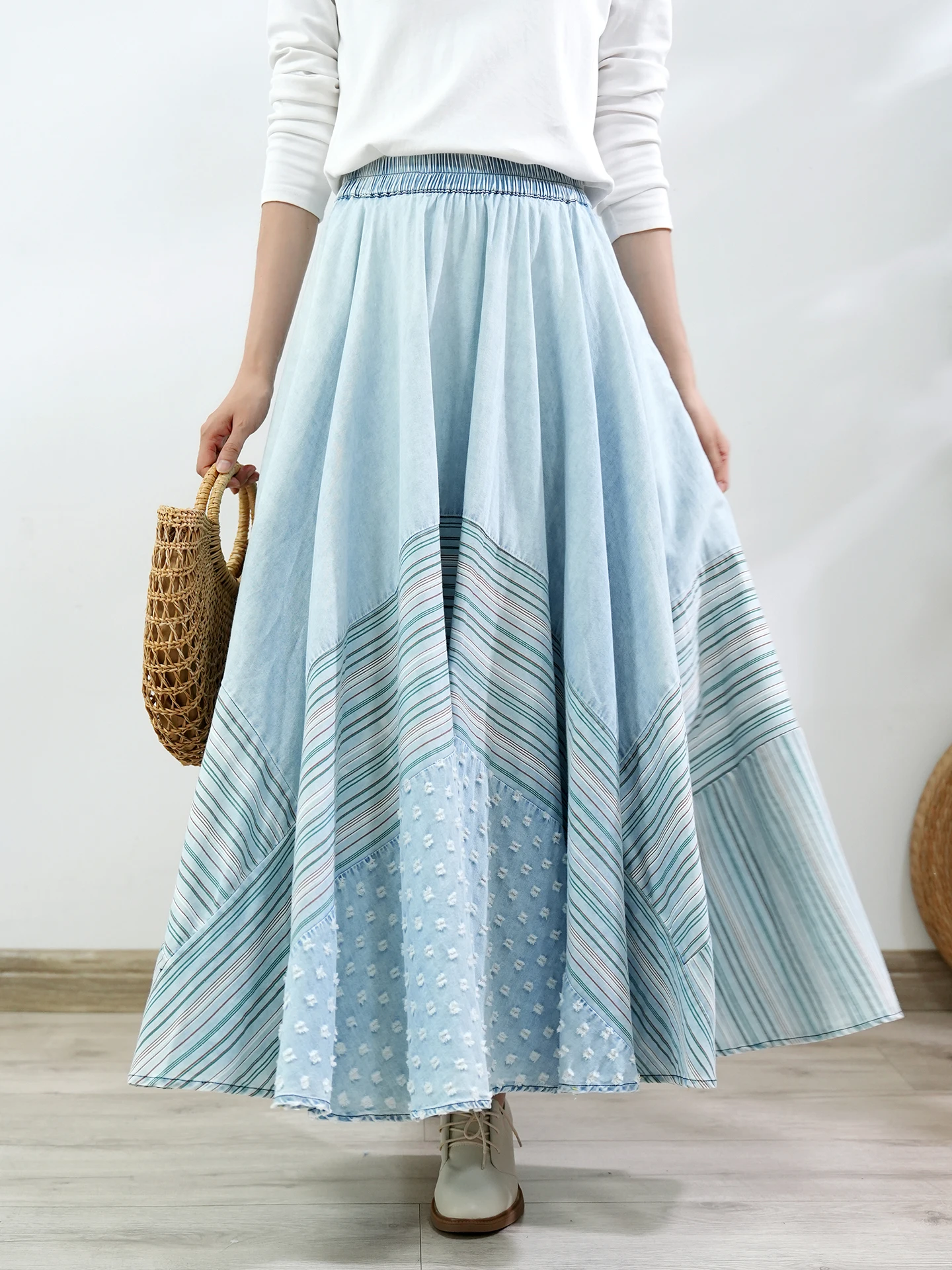 TIYIHAILEY Long Maxi Women Elastic High Waist Autumn Summer Denim Lady Striped Skirt With Pockets New Vintage 2025 A-line
TIYIHAILEY Long Maxi Women Elastic High Waist Autumn Summer Denim Lady Striped Skirt With Pockets New Vintage 2025 A-line