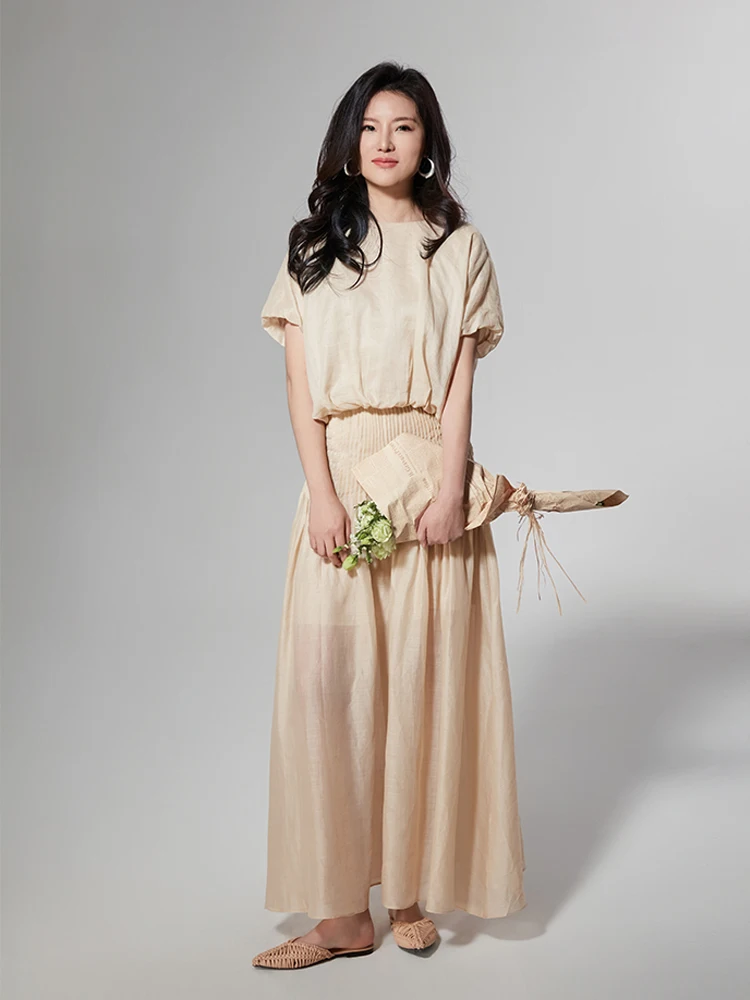 LSEA Spring 2026 New round Neck Cotton Linen Blend Fashionable Versatile Top And Skirt Set Women's Short Sleeve Two-Piece Suit
LSEA Spring 2026 New round Neck Cotton Linen Blend Fashionable Versatile Top And Skirt Set Women's Short Sleeve Two-Piece Suit