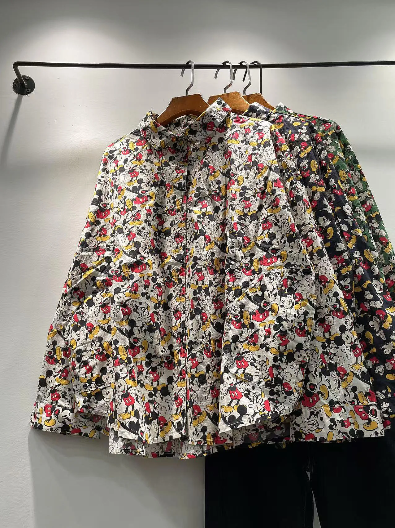 Loose Fit Pure Cotton Long Sve Women's irt Korean Sle Cartoon Print Button up Breathable Comfortable Faionable
Loose Fit Pure Cotton Long Sve Women's irt Korean Sle Cartoon Print Button up Breathable Comfortable Faionable