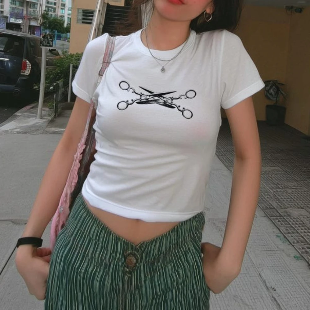 Футболка Scissors Baby Tee Y2K Lesbian Pride Футболки 90-х годов Subtle Лесбийская рубашка Модная повседневная летняя женская хлопковая рубашка с круглым вырезом и коротким рукавом
Футболка Scissors Baby Tee Y2K Lesbian Pride Футболки 90-х годов Subtle Лесбийская рубашка Модная повседневная летняя женская хлопковая рубашка с круглым вырезом и коротким рукавом