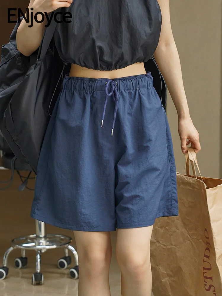 2024 Summer Women Korean Casual Drawstring High Waist Shorts Streetwear Sports Loose Short Pants Wide Leg Trousers
2024 Summer Women Korean Casual Drawstring High Waist Shorts Streetwear Sports Loose Short Pants Wide Leg Trousers