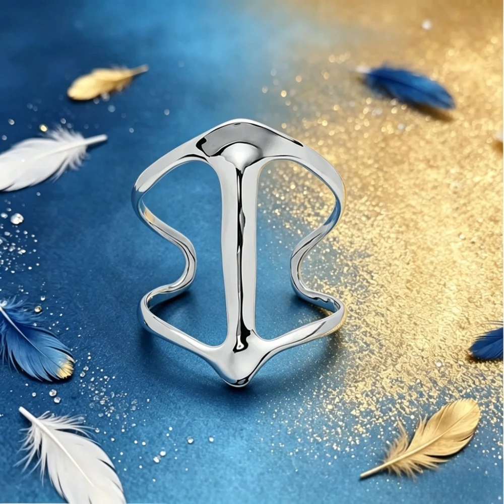 2026 New Spain S925 Silver Irregular Bracelet, European and American Style Boutique Jewelry
2026 New Spain S925 Silver Irregular Bracelet, European and American Style Boutique Jewelry