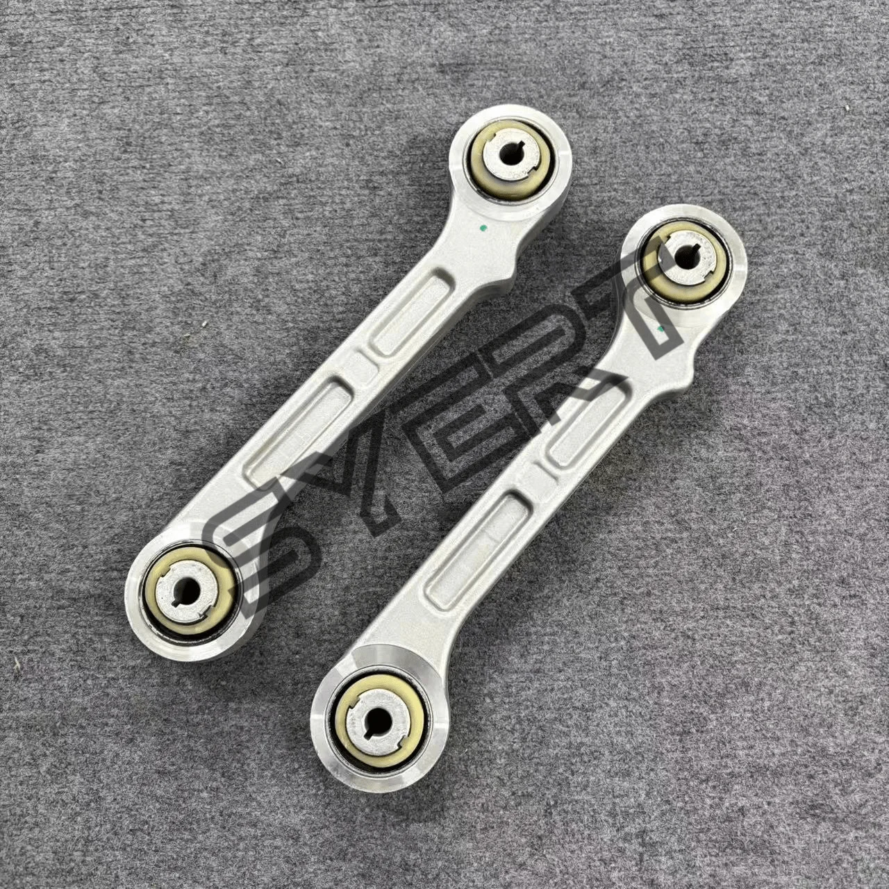 Rear Suspension Control Arm 670032016 670 032 016 For Maserati Levante M161
Rear Suspension Control Arm 670032016 670 032 016 For Maserati Levante M161