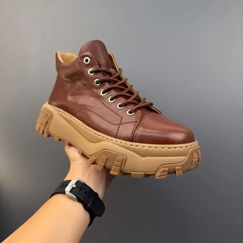 Autumn and Winter New Men's Retro Horse Leather Thick Soled High Top Casual Short Boots
Autumn and Winter New Men's Retro Horse Leather Thick Soled High Top Casual Short Boots