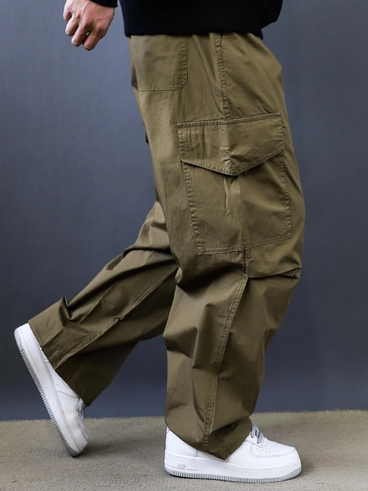 Ретро-американские японские рабочие брюки из чистого хлопка, весенне-осенние, модные, свободные, прямого кроя, со средней посадкой, длинные.
Ретро-американские японские рабочие брюки из чистого хлопка, весенне-осенние, модные, свободные, прямого кроя, со средней посадкой, длинные.