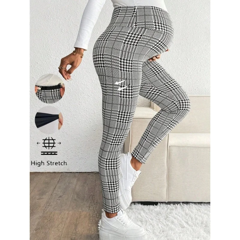 Plaid Slim Fit Knit Pants Neutral Style Casual Trousers for Women Spring Season Other Material 100% Comfortable And Stylish
Plaid Slim Fit Knit Pants Neutral Style Casual Trousers for Women Spring Season Other Material 100% Comfortable And Stylish