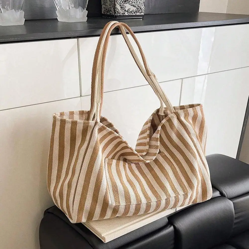 Полосатая холщовая сумка-тоут — женская повседневная сумка через плечо большой вместимости для путешествий и отдыха
Полосатая холщовая сумка-тоут — женская повседневная сумка через плечо большой вместимости для путешествий и отдыха
