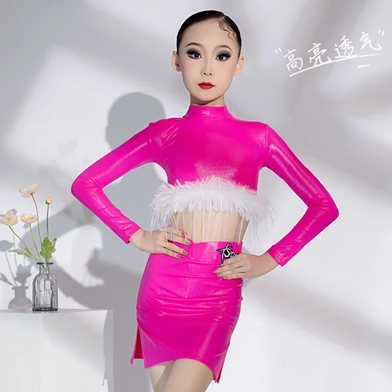 2024 Girls Latin Dance Clothing Rose Red Long Sleeved Plush Tops Skirts Suit Samba Chacha Tango Latin Performance Dress DN17347
2024 Girls Latin Dance Clothing Rose Red Long Sleeved Plush Tops Skirts Suit Samba Chacha Tango Latin Performance Dress DN17347