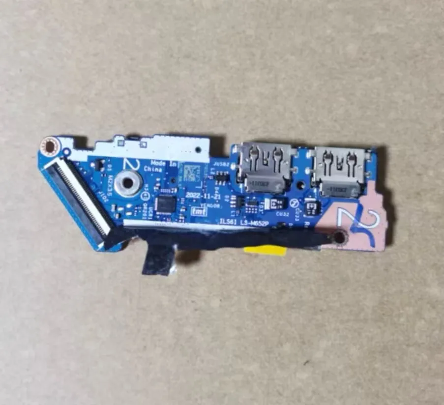 Original For Lenovo Slim 5 14IAH8 14IRL8 Laptop Power Botton Switch USB SD carder reader IO Board LS-M651P LS-M652P LS-M655P
Original For Lenovo Slim 5 14IAH8 14IRL8 Laptop Power Botton Switch USB SD carder reader IO Board LS-M651P LS-M652P LS-M655P