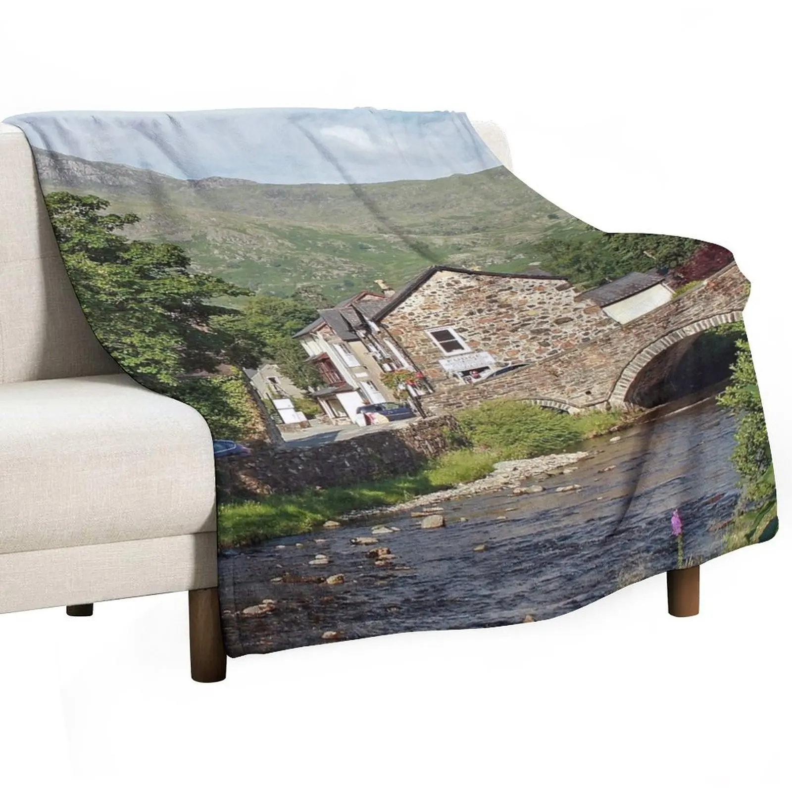Beddgelert Throw Blanket Polar Single Furry Blankets
Beddgelert Throw Blanket Polar Single Furry Blankets