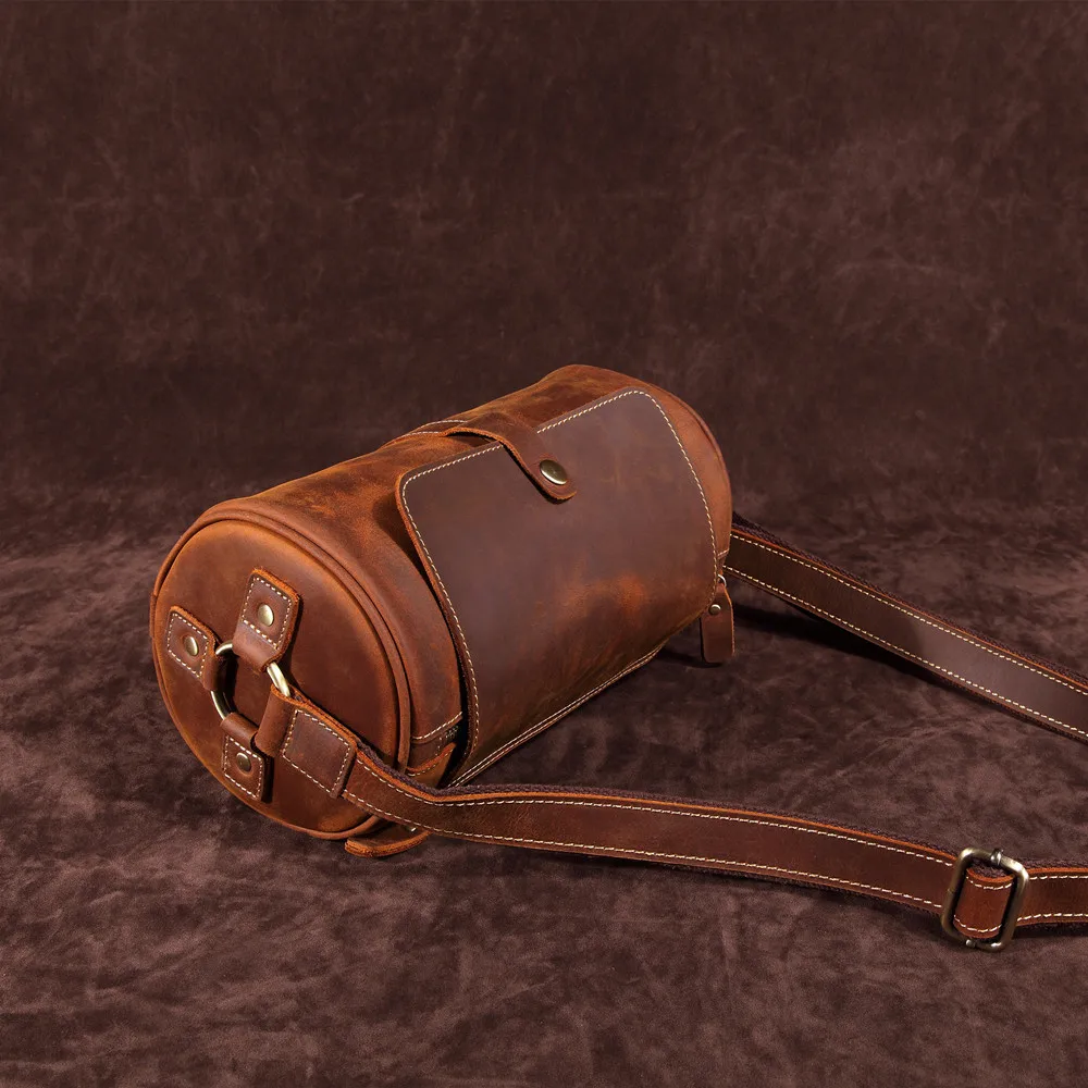 Casual Leather Shoulder Bag Men's Messenger Pillow Shape Cylinder Bag Genuine Leather Leisure Crossbody Bag
Casual Leather Shoulder Bag Men's Messenger Pillow Shape Cylinder Bag Genuine Leather Leisure Crossbody Bag