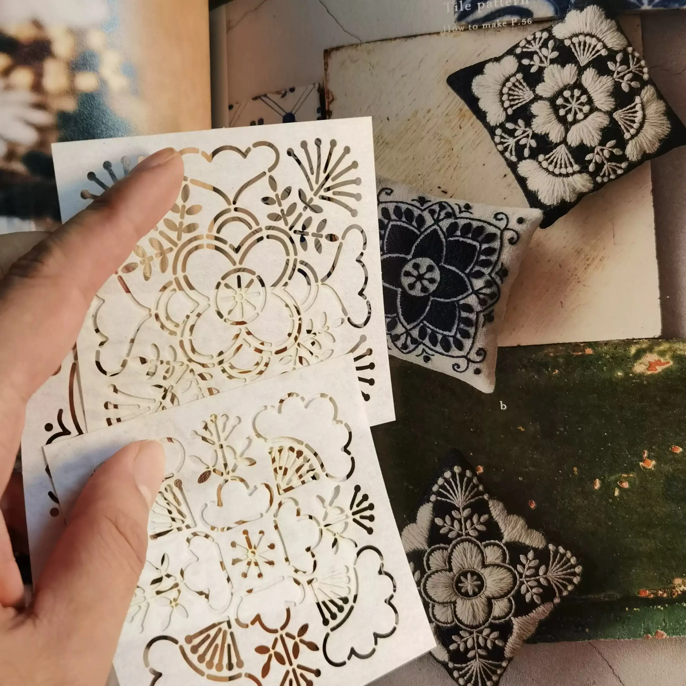 Набор из 3 шт. многоразовых трафаретов для сашико из ПЭТ для вышивки, шитья, декора одежды, ткани, холста, рукоделия и домашнего декора
Набор из 3 шт. многоразовых трафаретов для сашико из ПЭТ для вышивки, шитья, декора одежды, ткани, холста, рукоделия и домашнего декора