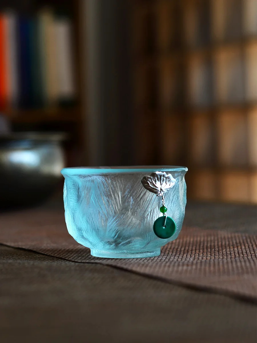 Japanese Style Tea Cup Creative Glass Home Use Gongfu Tea Single Cup Personalized Owner Cup Lantern Lighting Design
Japanese Style Tea Cup Creative Glass Home Use Gongfu Tea Single Cup Personalized Owner Cup Lantern Lighting Design