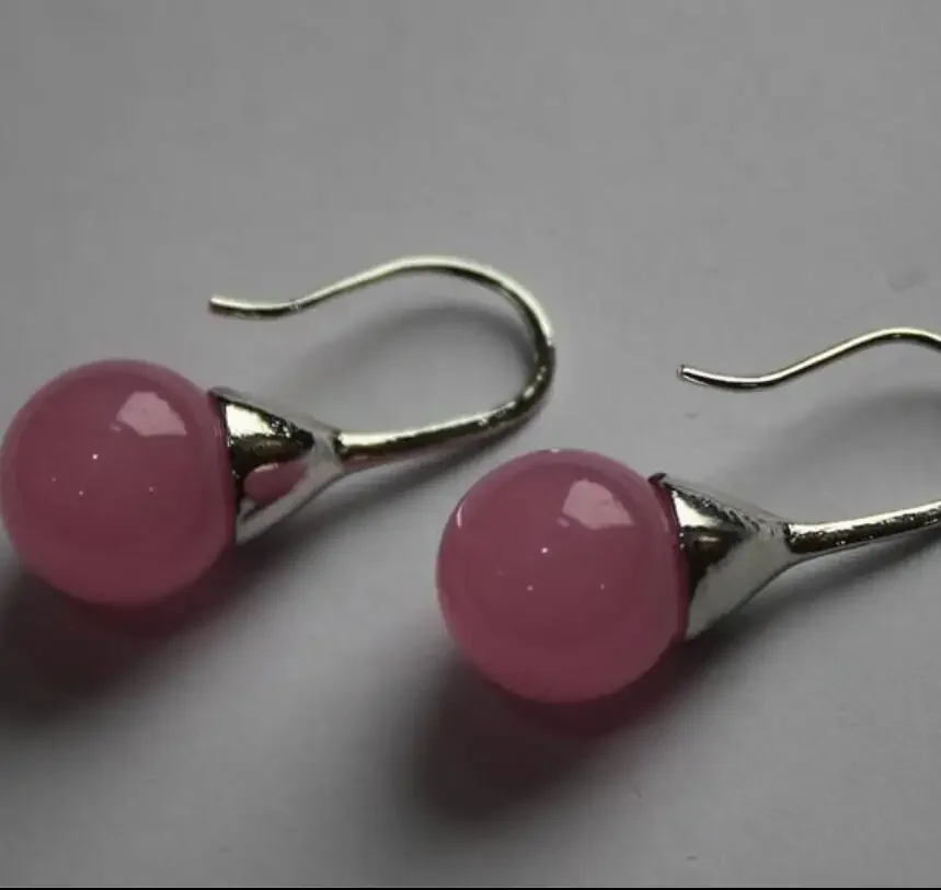 Fashionable women's temperament Malay jade Pink Earrings
Fashionable women's temperament Malay jade Pink Earrings