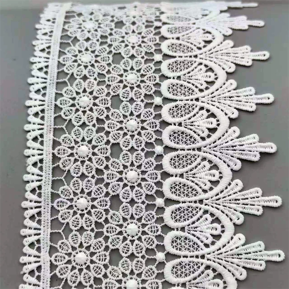 1 Yard Sewing Black and White Lace 13cm Wide Polyester Lace Shoes and Hats Lace Clothing Packaging DIY Handmade Accessories.
1 Yard Sewing Black and White Lace 13cm Wide Polyester Lace Shoes and Hats Lace Clothing Packaging DIY Handmade Accessories.