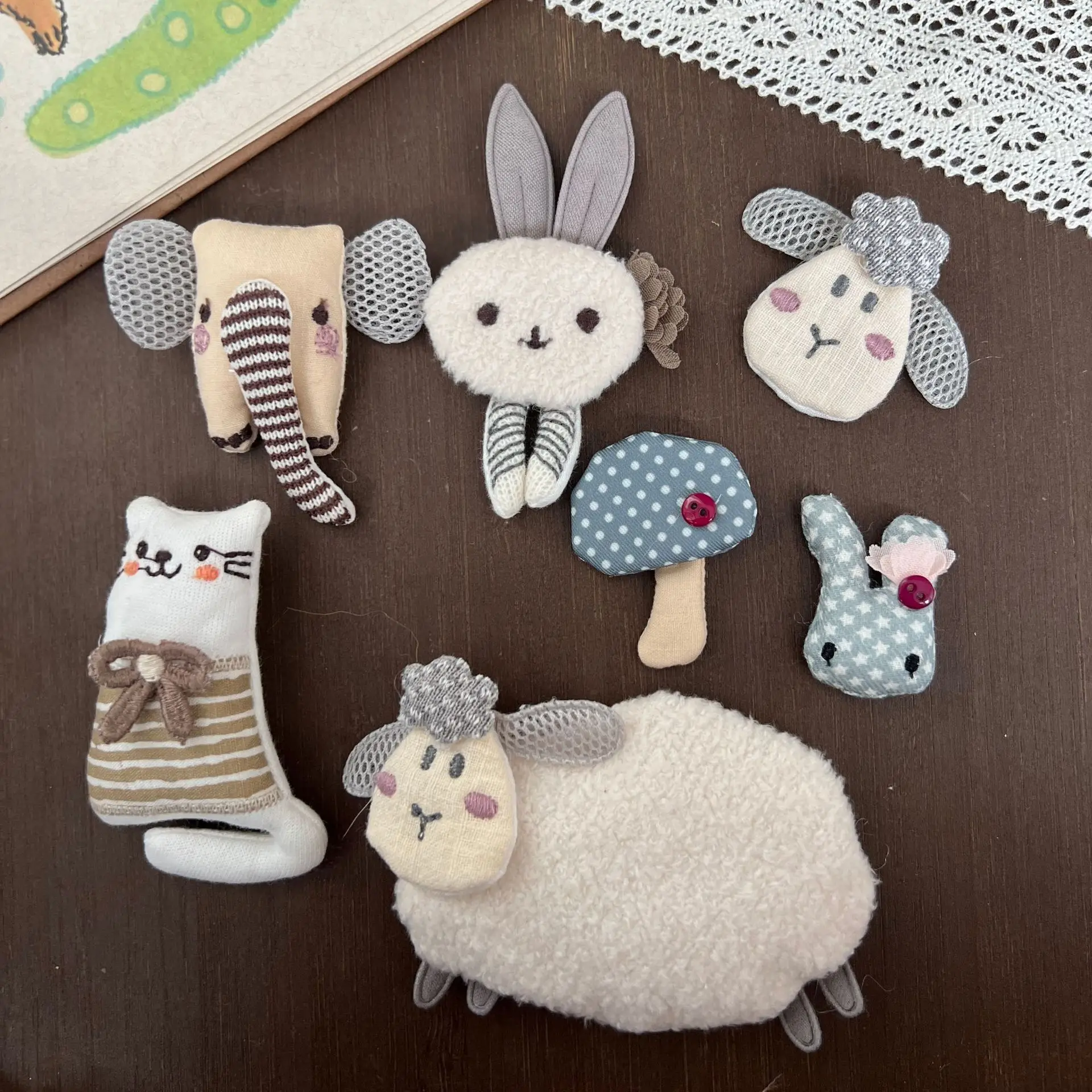 Japanese Korean Lamb Brooch 1PCS for Kids Animal Shoe Sock Bag DIY Clothing Accessory Decor Durable Kit
Japanese Korean Lamb Brooch 1PCS for Kids Animal Shoe Sock Bag DIY Clothing Accessory Decor Durable Kit