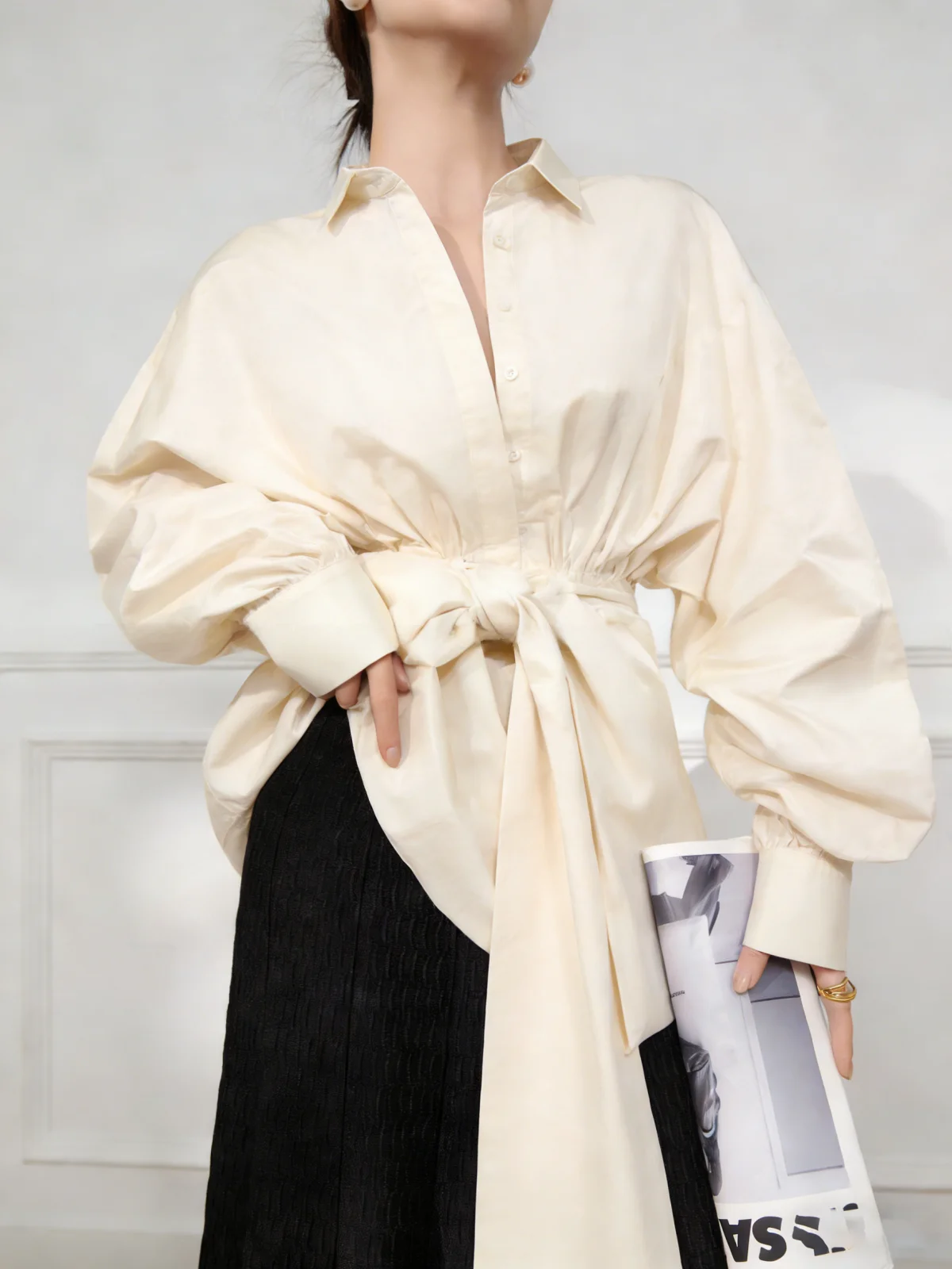 Chic Lulu Peach-Colored Shirt Women's Knot Waist-Cinching Top Vintage Style Loose Fit Long Sleeve round Neck
Chic Lulu Peach-Colored Shirt Women's Knot Waist-Cinching Top Vintage Style Loose Fit Long Sleeve round Neck