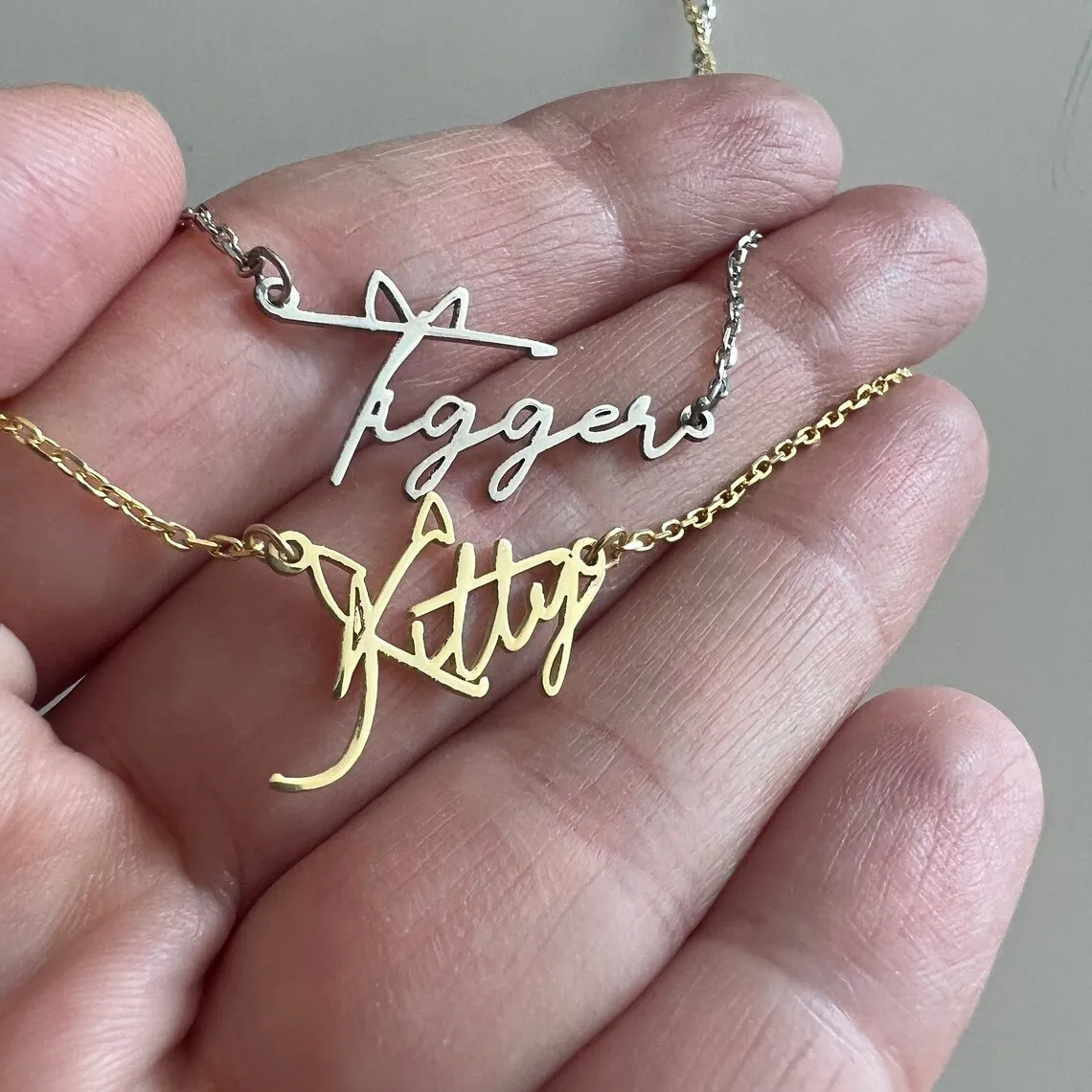 Custom Cat Dog Ear Name Necklace Women Girl Jewelry Personalized Stainless Steel Cute Name Pendant Necklace Gift For Her
Custom Cat Dog Ear Name Necklace Women Girl Jewelry Personalized Stainless Steel Cute Name Pendant Necklace Gift For Her