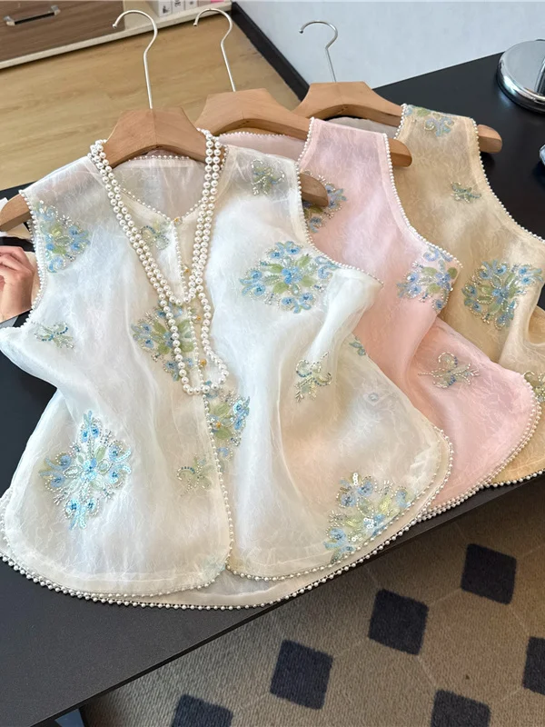 New Chinese Style Embroidered Heavy Work Young Style Tank Top Women Summer Sleeveless round Neck Tang Suit Top Straight Cut Thin
New Chinese Style Embroidered Heavy Work Young Style Tank Top Women Summer Sleeveless round Neck Tang Suit Top Straight Cut Thin